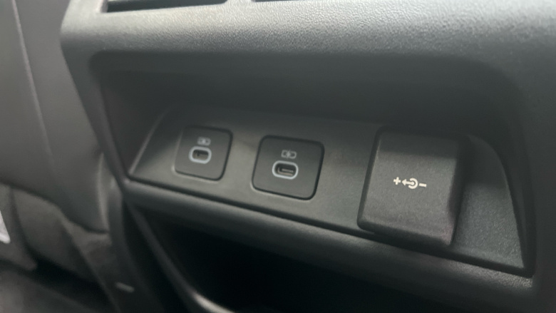 Land Rover Discovery Sport 2.0 D200 Dynamic SE 5dr Auto [5 Seat] Diesel Station Wagon